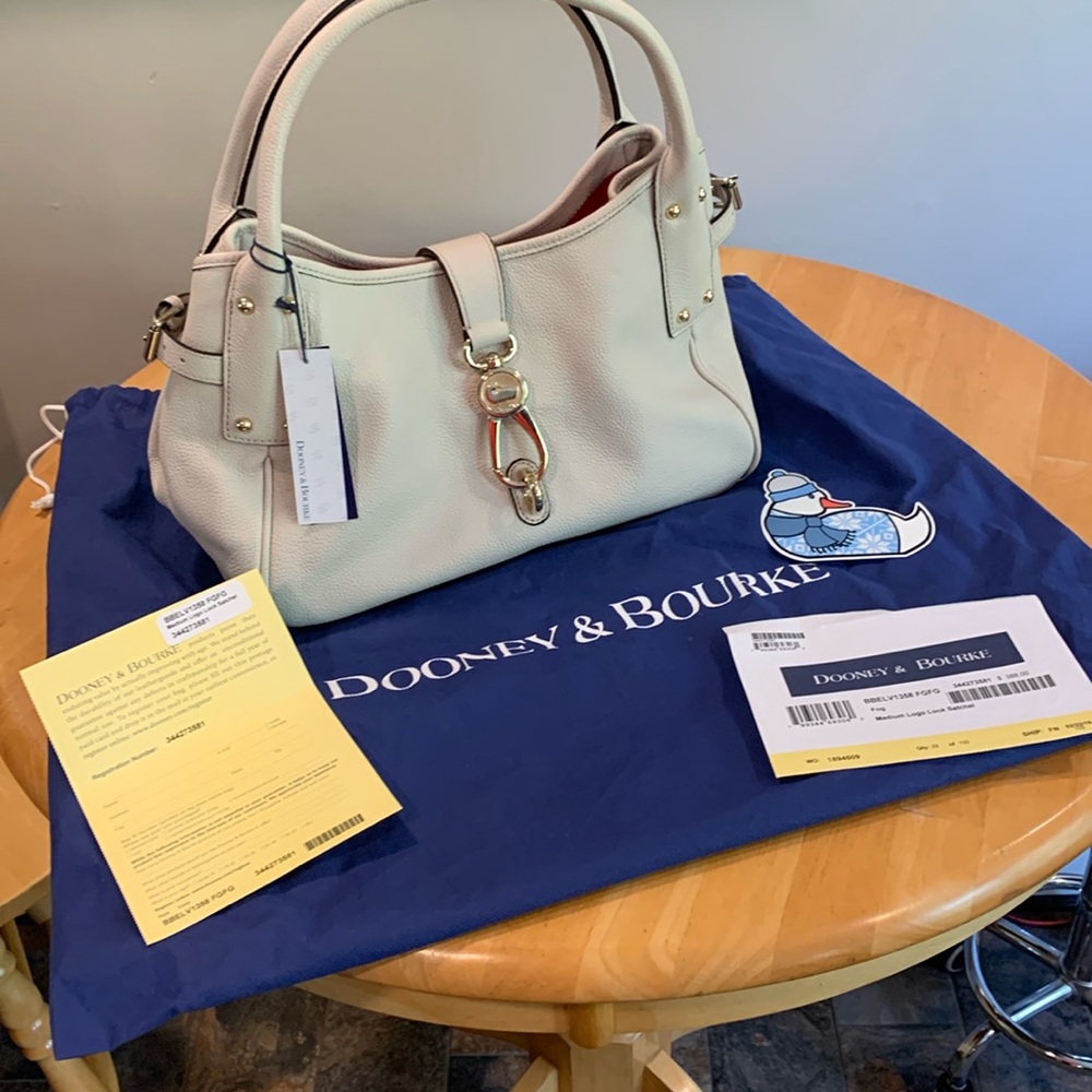 NWT Dooney and Bourke medium Logo Lock satchel